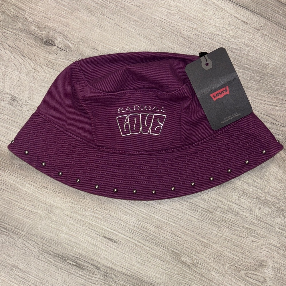 Levi's Dark Purple Bucket Hat with Studs